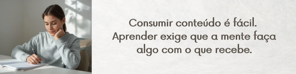 estudante refletindo com caderno em branco em ambiente calmo, foco e atenção em podcasts e vídeos educativos